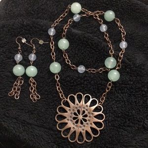 ✨ 3/$15 - Green and Copper Necklace Earring Set